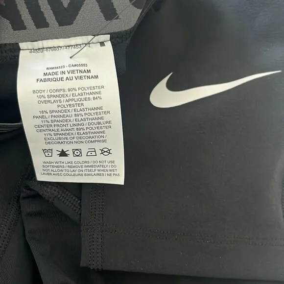 Boys small NIKE/HURLEY bundle - Picture 5 of 6